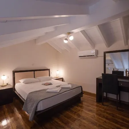 Guest house Pension Nikolaos 3*