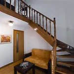 Nikolaos Gæstehus 3*