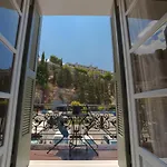 Nikolaos 3*